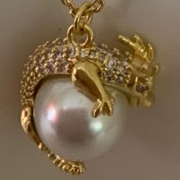 Kate spade holiday sale Dragon small pendant chain necklace - Picture 5 of 7